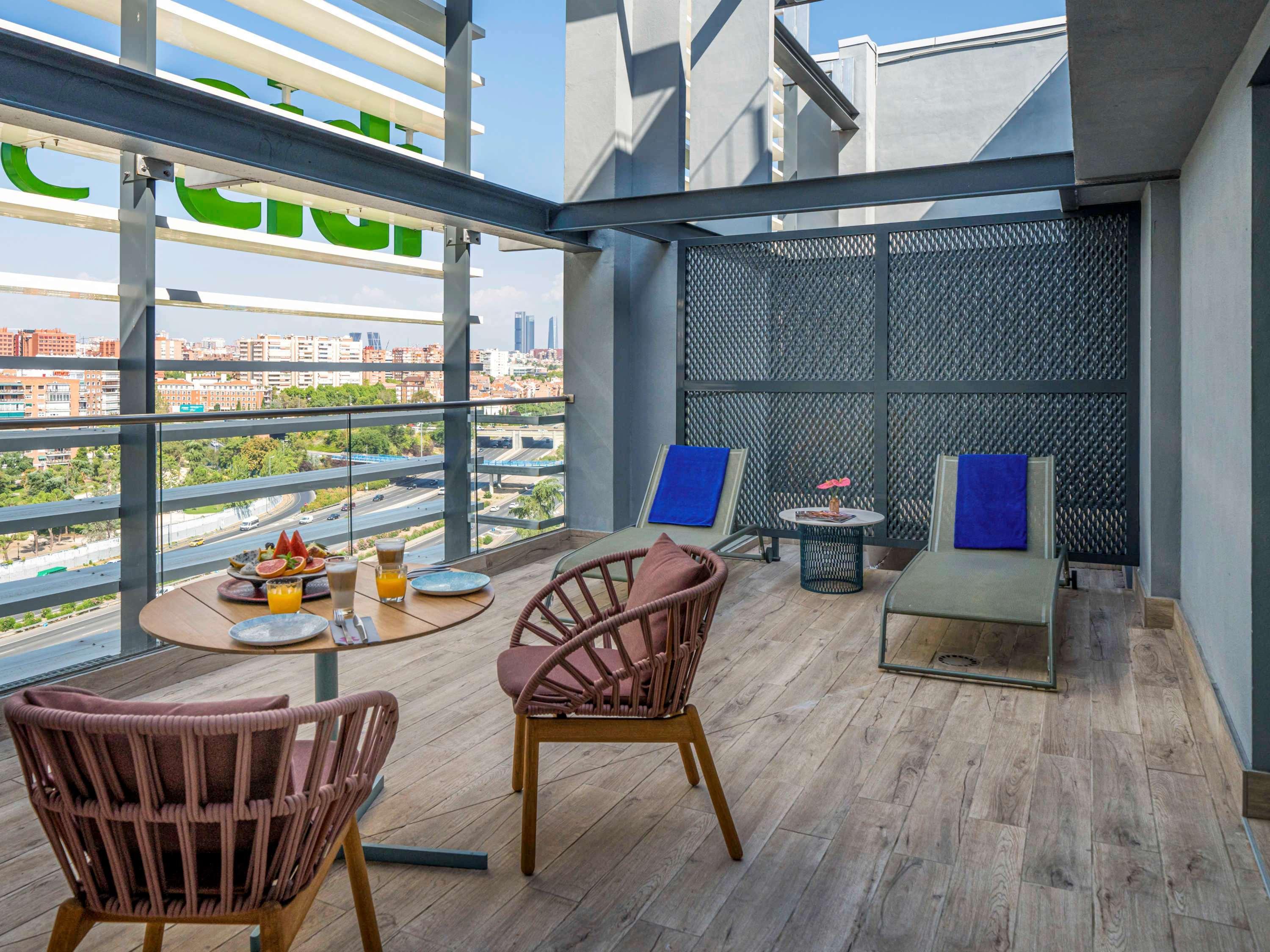 Novotel Madrid City Las Ventas Екстер'єр фото